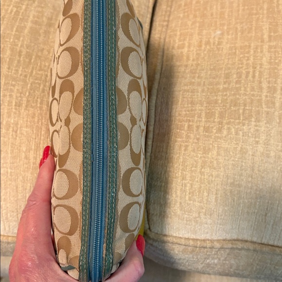 Coach Peach Interior Pouch - Picture 6 of 7